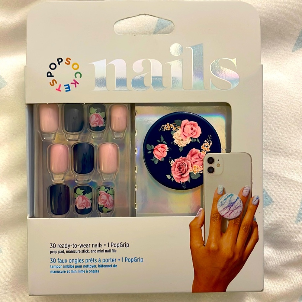 NWT Popsocket and Press On Nails